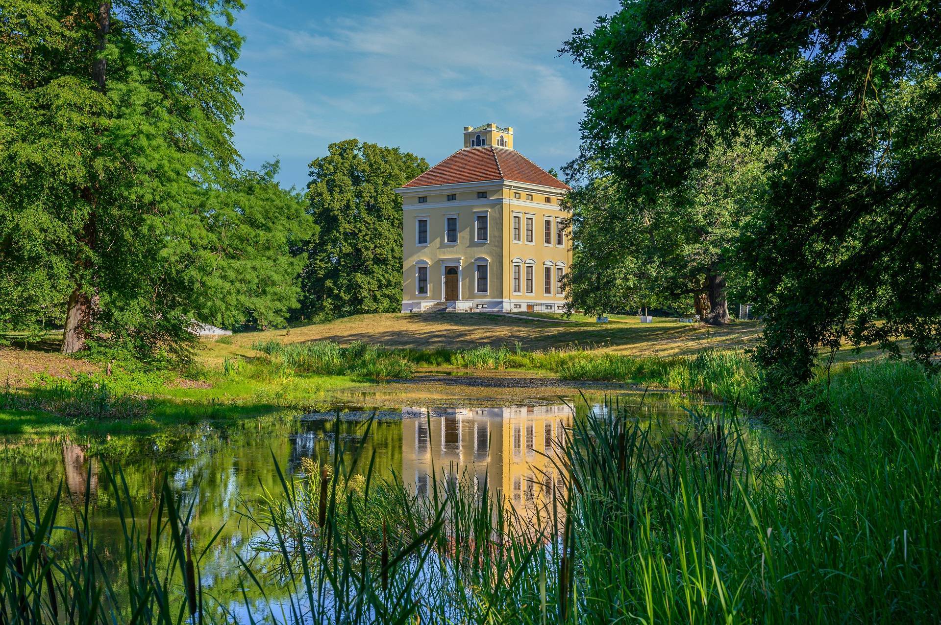 Schloss und Park Luisium Schloss Luisium